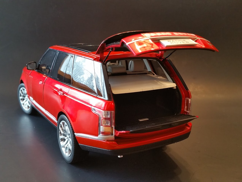 Illustration for article titled LaLD Car Week Thursday on the Thames: Welly Range Rover